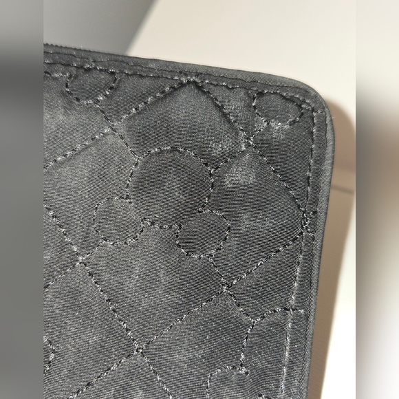 Vera Bradley BUNDLE Black Mickey Disney Quilted Women's Wallet and a Coin Purse! - Picture 7 of 10